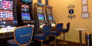 jepe138 login app interface showing live-dealer table lobby on mobile